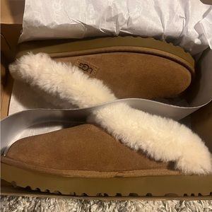 Nib sz 9 Ugg Cluggette in chestnut